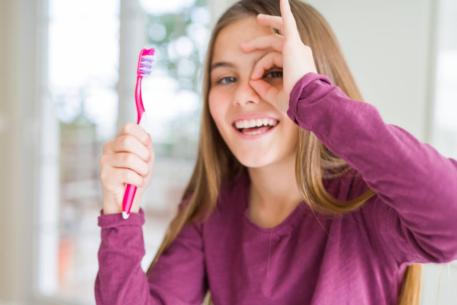 Cómo lavarse los dientes clínica Moliner y Aragón